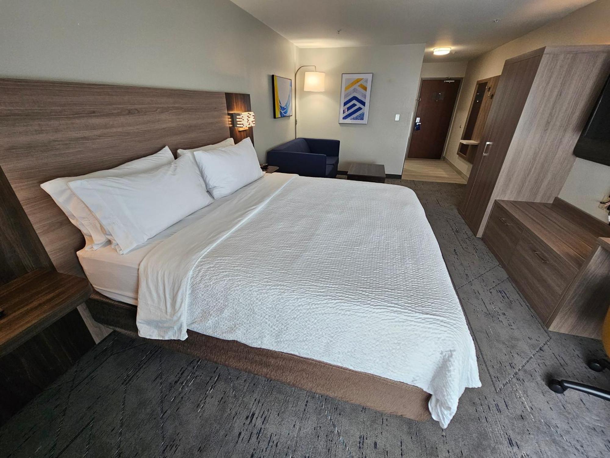 Holiday Inn Express Hotel & Suites Cincinnati-Blue Ash, An Ihg Hotel Εξωτερικό φωτογραφία