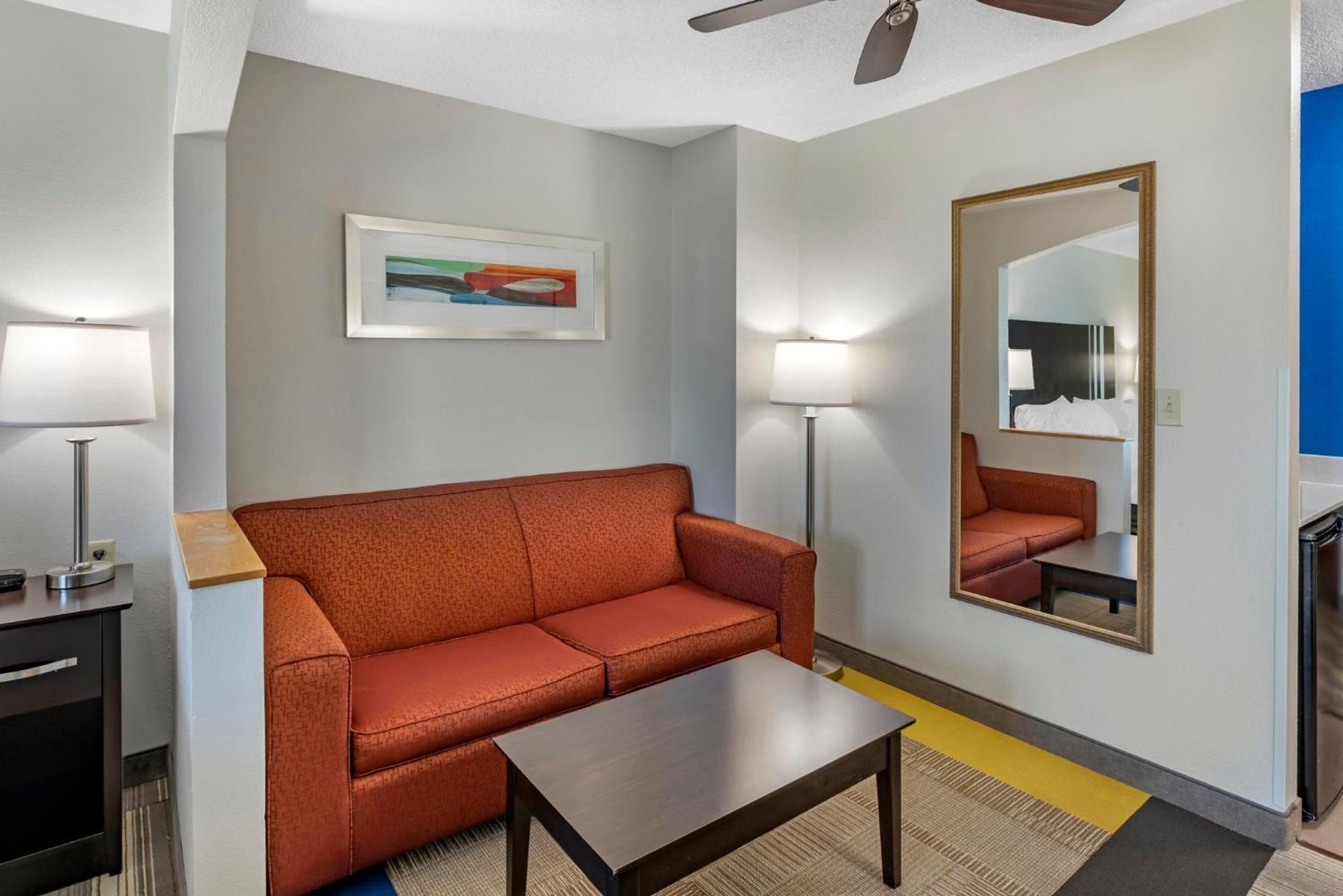 Holiday Inn Express Hotel & Suites Cincinnati-Blue Ash, An Ihg Hotel Εξωτερικό φωτογραφία